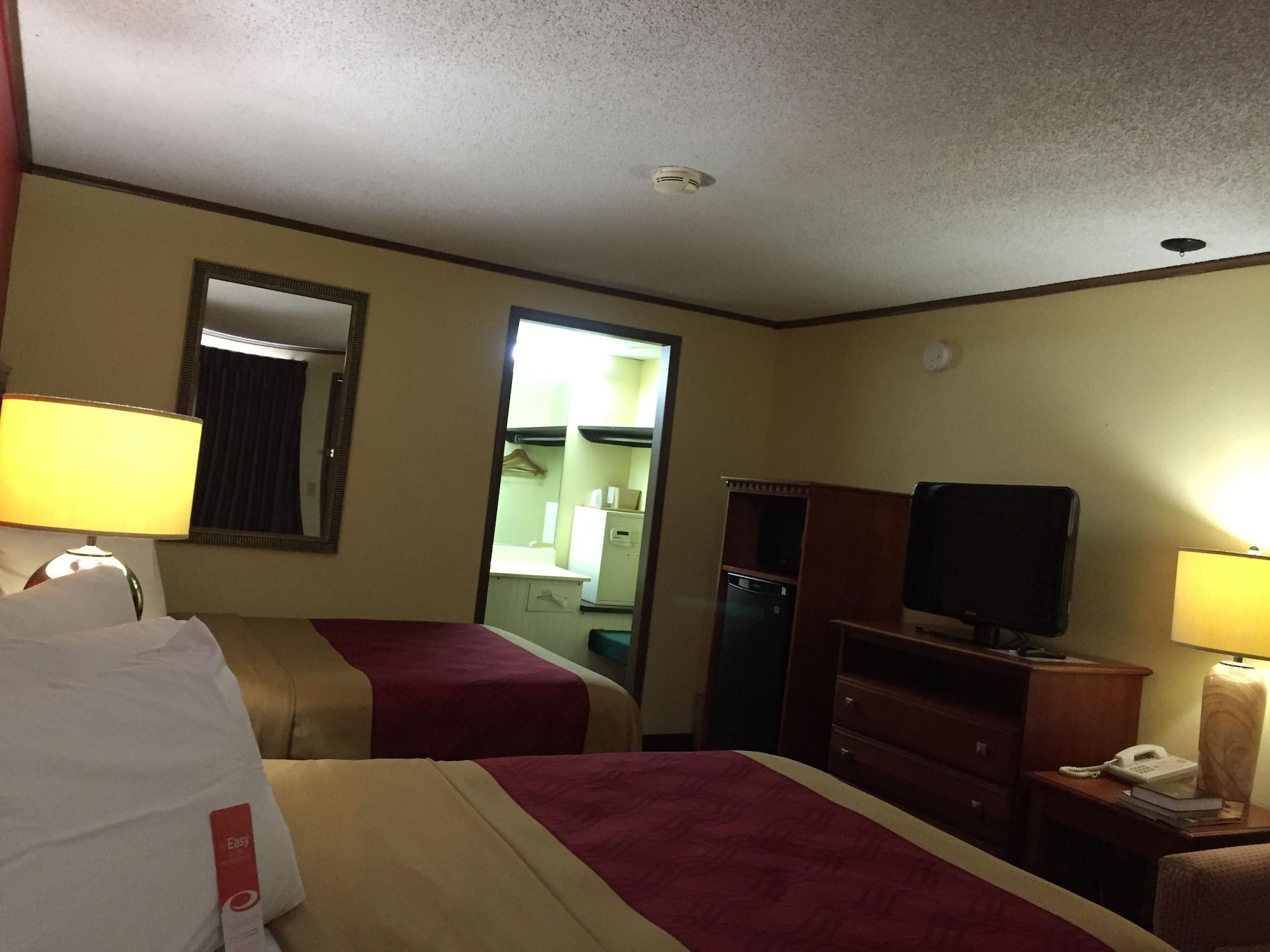 Econo Lodge Norwalk Exterior foto